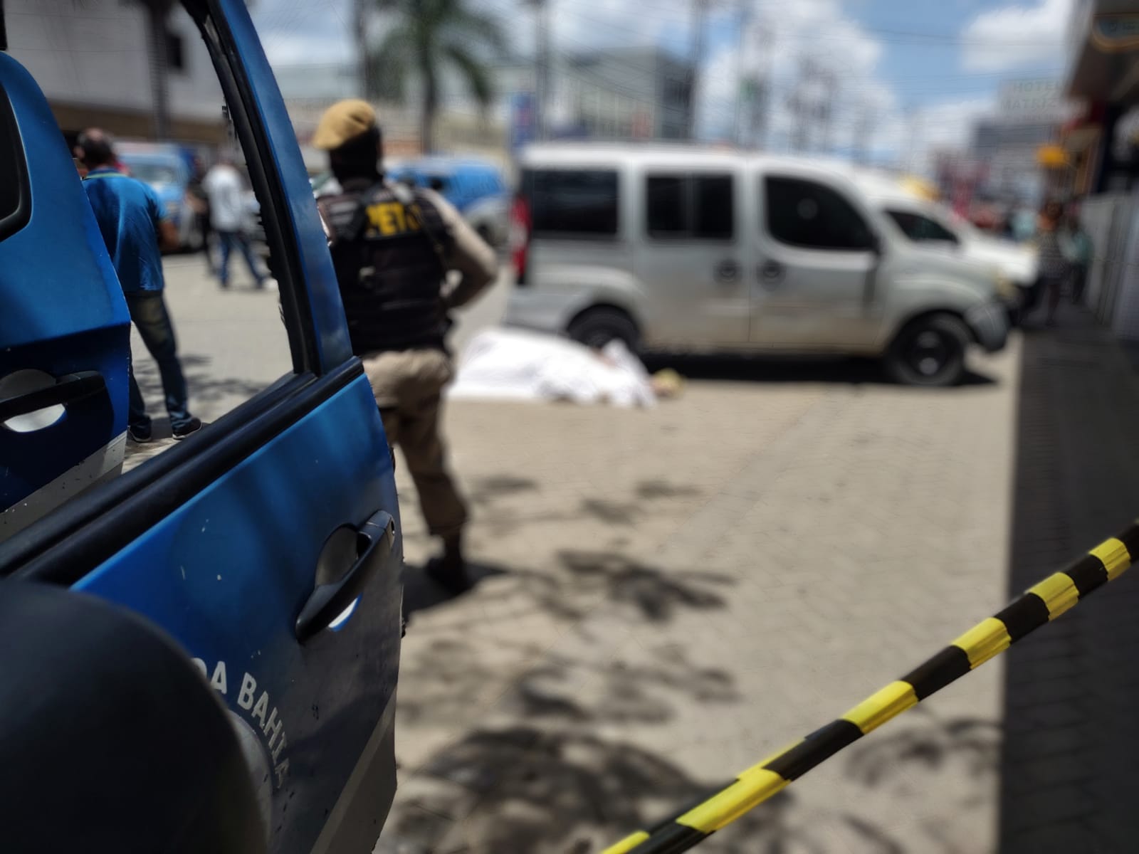 Motorista De Ligeirinho é Assassinado A Tiros No Centro De Feira De Santana Central De Polícia 0967